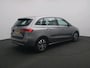 Mercedes-Benz B-klasse 180 Business Solution Achteruitrijcamera | Ledkoplampen | Stoelverwarming | Parkeerassistent | Inclusief 24 maanden Mercedes-Benz Certified garantie voor Europa.