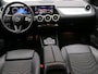 Mercedes-Benz B-klasse 180 Business Solution Achteruitrijcamera | Ledkoplampen | Stoelverwarming | Parkeerassistent | Inclusief 24 maanden Mercedes-Benz Certified garantie voor Europa.