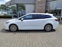 Toyota Corolla Touring Sports 1.8 HYBRID DYNAMIC NL-AUTO 1E-EIG TREKHAAK STOELVERW KEYLESS APPLE/ANDROID 17'' LM-VELGEN AD-CRUISE CLIMA CAMERA LED PRIVACY GLASS