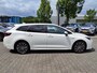 Toyota Corolla Touring Sports 1.8 HYBRID DYNAMIC NL-AUTO 1E-EIG TREKHAAK STOELVERW KEYLESS APPLE/ANDROID 17'' LM-VELGEN AD-CRUISE CLIMA CAMERA LED PRIVACY GLASS