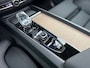 Volvo XC60 2.0 T8 Plug-in hybrid AWD Plus Dark 455pk Panoramadak / Head Up Display / Elekt. Trekhaak