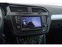 Volkswagen Tiguan 1.4 TSI ACT Connected Series | Uitklap Trekhaak | Dealer Ond. | Org NL | CarPlay | 72.000 KM! | Camera |
