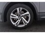 Volkswagen Tiguan 1.4 TSI eHybrid R-Line Business+ | Uitklap Trekhaak | Panoramadak | Org NL | CarPlay | Digital Cockpit | Camera