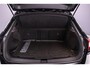 Volkswagen T-Roc R-Line 1.5 TSI 150pk DSG Automaat Trekhaak, Adaptive cruise control, Achteruitrijcamera, Navigatie, LED koplampen, Stoelverwarming