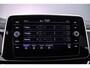 Volkswagen T-Roc R-Line 1.5 TSI 150pk DSG Automaat Trekhaak, Adaptive cruise control, Achteruitrijcamera, Navigatie, LED koplampen, Stoelverwarming