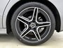 Mercedes-Benz B-klasse 180 Business Solution AMG AMG Line | Night Pakket | Sfeerverlichting | Achteruitrijcamera | Ledkoplampen | Inclusief 24 maanden Mercedes-Benz Certified garantie voor Europa.