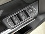 Mercedes-Benz B-klasse 180 Business Solution AMG AMG Line | Night Pakket | Sfeerverlichting | Achteruitrijcamera | Ledkoplampen | Inclusief 24 maanden Mercedes-Benz Certified garantie voor Europa.