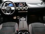 Mercedes-Benz B-klasse 180 Business Solution AMG AMG Line | Night Pakket | Sfeerverlichting | Achteruitrijcamera | Ledkoplampen | Inclusief 24 maanden Mercedes-Benz Certified garantie voor Europa.