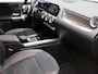 Mercedes-Benz B-klasse 180 Business Solution AMG AMG Line | Night Pakket | Sfeerverlichting | Achteruitrijcamera | Ledkoplampen | Inclusief 24 maanden Mercedes-Benz Certified garantie voor Europa.