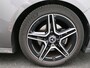 Mercedes-Benz B-klasse 180 Business Solution AMG AMG Line | Night Pakket | Sfeerverlichting | Achteruitrijcamera | Ledkoplampen | Inclusief 24 maanden Mercedes-Benz Certified garantie voor Europa.