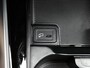 Mercedes-Benz B-klasse 180 Business Solution AMG AMG Line | Night Pakket | Sfeerverlichting | Achteruitrijcamera | Ledkoplampen | Inclusief 24 maanden Mercedes-Benz Certified garantie voor Europa.