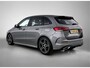 Mercedes-Benz B-klasse 180 Business Solution AMG AMG Line | Night Pakket | Sfeerverlichting | Achteruitrijcamera | Ledkoplampen | Inclusief 24 maanden Mercedes-Benz Certified garantie voor Europa.