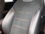 Mercedes-Benz B-klasse 180 Business Solution AMG AMG Line | Night Pakket | Sfeerverlichting | Achteruitrijcamera | Ledkoplampen | Inclusief 24 maanden Mercedes-Benz Certified garantie voor Europa.