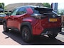 Toyota Yaris Cross 1.5 VVT-I Hybrid *Adventure* | Trekhaak | Carplay | Camera | Adaptive Cruise & Climate Control | Stuur & Stoel verwarming | Privacy | PDC | Navigatie