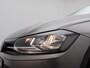 Volkswagen Polo 1.0 TSI Highline 95 PK| Dealeronderhouden | Navigatie | Climatronic | stoelverwarming | Parkeersensoren | 15 Inch Velgen | Privacy Glas | Adaptive Cruise Control