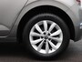 Volkswagen Polo 1.0 TSI Highline 95 PK| Dealeronderhouden | Navigatie | Climatronic | stoelverwarming | Parkeersensoren | 15 Inch Velgen | Privacy Glas | Adaptive Cruise Control