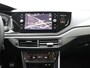 Volkswagen Polo 1.0 TSI Highline 95 PK| Dealeronderhouden | Navigatie | Climatronic | stoelverwarming | Parkeersensoren | 15 Inch Velgen | Privacy Glas | Adaptive Cruise Control