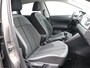 Volkswagen Polo 1.0 TSI Highline 95 PK| Dealeronderhouden | Navigatie | Climatronic | stoelverwarming | Parkeersensoren | 15 Inch Velgen | Privacy Glas | Adaptive Cruise Control
