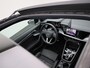 Audi A3 Sportback 45 TFSI e S edition Competition l Adaptive cruise control l Glazen panoramadak l Elektr. instel. bestuurd.stoel l Climate control l Achteruitrijcamera l Stoelverwarming l Optiekpakket zwart plus