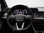 Audi A3 Sportback 45 TFSI e S edition Competition l Adaptive cruise control l Glazen panoramadak l Elektr. instel. bestuurd.stoel l Climate control l Achteruitrijcamera l Stoelverwarming l Optiekpakket zwart plus