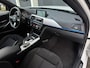 BMW 3-Serie 316i Executive (M-SPORT, ALCANTARA, NL AUTO, GROOT NAV, LED)