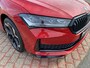 Skoda Superb Combi 1.5 TSI PHEV Sportline Business | PHEV | 19Inch | Pano Dak | Trekhaak | 100% SOH | 5jaar Garantie-100.000km | DCC | Leder | Matrix Led |