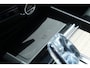 Volvo XC60 2.0 T6 Plug-in hybrid AWD Plus Dark | Panoramadak | 360" rondomzicht camera | Semi elektrische trekhaak | Harman/Kardon premium audio | Standkachel | Stoelverwarming | Achterbank verwarming | Stuurwiel verwarming