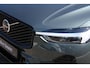 Volvo XC60 2.0 T6 Plug-in hybrid AWD Plus Dark | Panoramadak | 360" rondomzicht camera | Semi elektrische trekhaak | Harman/Kardon premium audio | Standkachel | Stoelverwarming | Achterbank verwarming | Stuurwiel verwarming