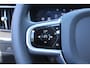 Volvo XC60 2.0 T6 Plug-in hybrid AWD Plus Dark | Panoramadak | 360" rondomzicht camera | Semi elektrische trekhaak | Harman/Kardon premium audio | Standkachel | Stoelverwarming | Achterbank verwarming | Stuurwiel verwarming
