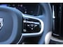 Volvo XC60 2.0 T6 Plug-in hybrid AWD Plus Dark | Panoramadak | 360" rondomzicht camera | Semi elektrische trekhaak | Harman/Kardon premium audio | Standkachel | Stoelverwarming | Achterbank verwarming | Stuurwiel verwarming