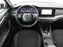 Skoda Octavia 1.0 e-TSI Business Edition | Stoelverwarming | Carplay | Navigatie | Full LED | Digital Cockpit | Cruise control | Parkeerhulp | Climate control | Bluetooth | Getint glas