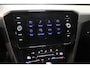 Volkswagen Passat Variant 1.5 TSI Business | Camera | Trekhaak | AppleCarplay AndroidAuto | LED koplampen | Adaptieve cruise |