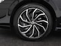 Volkswagen Golf 1.4 eHybrid Style | SOH 97,6% | Massage | Keyless | Carplay | Adaptive cruise | Camera | Park Assist | Navigatie | Memory | Full LED | Sfeerverlichting | Climate control | PHEV | Plug In