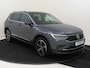 Volkswagen Tiguan 1.4 TSI eHybrid Life | SoH 96% | Adaptieve cruise control | Navigatie | 3-zone airco | Digital cockpit Pro | CarPlay | Parkeersensoren |