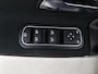 Mercedes-Benz A-klasse 250 e AMG Line | Achteruitrijcamera | Stoelverwarming | Led Koplampen | Inclusief 24 maanden MB Certified garantie voor Europa.