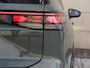 Volkswagen Tayron R-Line Edition 1.5 eHybrid 272 PK | Lederen bekleding | Electrische verstelbare stoelen | Black style | Harman Kardon |