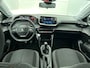 Peugeot 208 Active 75pk | Navigatie via Apple Carplay / Android Auto | Airco | Cruise Control | DAB+ radio | Bluetooth | Automatisch dimlicht | Multifunctioneel lederen stuurwiel | Dealeronderhouden |