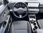 Hyundai Kona 1.6 GDI HEV Comfort Smart / Automaat / 1.300 kg trekgewicht / Elektrische klep / Navigatie / Camera / Adaptieve CC / Apple Carplay Android / Stuur- & stoelverwarming / 18" LM wielen /