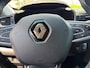 Renault Kadjar 1.2 TCe Intens van 2 de Eig met parkeersensoren en trekhaak en navigatie en bluetooth telefoon / media en airco