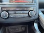 Renault Kadjar 1.2 TCe Intens van 2 de Eig met parkeersensoren en trekhaak en navigatie en bluetooth telefoon / media en airco