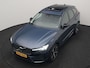 Volvo XC60 T6 AWD Plus Dark PHEV 350pk Dealer O.H. | Trekhaak Af Fabriek | Panodak | 360 Camera | Adaptive Cruise | Lederen Sportstoelen Memory & Verwarmd | 21'' L.M. | Keyless | Google Assistant | Apple Carplay | Stuur Verwarmd | DAB | Plug In Hybrid |