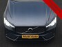 Volvo XC60 T6 AWD Plus Dark PHEV 350pk Dealer O.H. | Trekhaak Af Fabriek | Panodak | 360 Camera | Adaptive Cruise | Lederen Sportstoelen Memory & Verwarmd | 21'' L.M. | Keyless | Google Assistant | Apple Carplay | Stuur Verwarmd | DAB | Plug In Hybrid |