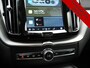 Volvo XC60 T6 AWD Plus Dark PHEV 350pk Dealer O.H. | Trekhaak Af Fabriek | Panodak | 360 Camera | Adaptive Cruise | Lederen Sportstoelen Memory & Verwarmd | 21'' L.M. | Keyless | Google Assistant | Apple Carplay | Stuur Verwarmd | DAB | Plug In Hybrid |