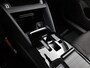 Citroën E-C4 EV You 50 kWh 136pk | Accu 98% | Navigatie via Apple Carplay / Android Auto | Climate Control | Cruise Control | Parkeersensoren | Led koplampen | DAB+ radio | Armsteun | Stof/kunstleder | Volledig digitaal instrumentenpaneel | Adaptief demping systeem | Multifunctioneel lederen stuurwiel | 18” lichtmetalen velgen |