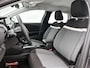 Citroën E-C4 EV You 50 kWh 136pk | Navigatie via Apple Carplay / Android Auto | Climate Control | Cruise Control | Parkeersensoren | Led koplampen | DAB+ radio | Armsteun | Stof/kunstleder | Volledig digitaal instrumentenpaneel | Adaptief demping systeem | Multifunctioneel lederen stuurwiel | 18” lichtmetalen velgen |
