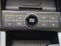 Hyundai Kona 1.6 GDI HEV Premium Sky / Glazen schuif- en kanteldak / Stuur- Stoel & Achterbankverwarming / Elektrische achterklep / Stoelventilatie / Bose Audio Systeem / Rondomzicht camera / Adaptief cruise control / Keyless Entry/Start / Apple Carplay Android Auto /