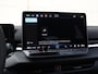 Volkswagen T-Roc R-Line First Edition 1.5 eTSI 150 PK | Black style | Trekhaak | Camera | App connect |