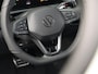 Volkswagen T-Roc R-Line First Edition 1.5 eTSI 150 PK | Black style | Trekhaak | Camera | App connect |