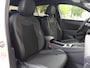 Volkswagen T-Roc R-Line First Edition 1.5 eTSI 150 PK | Black style | Trekhaak | Camera | App connect |