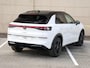 Volkswagen T-Roc R-Line First Edition 1.5 eTSI 150 PK | Black style | Trekhaak | Camera | App connect |